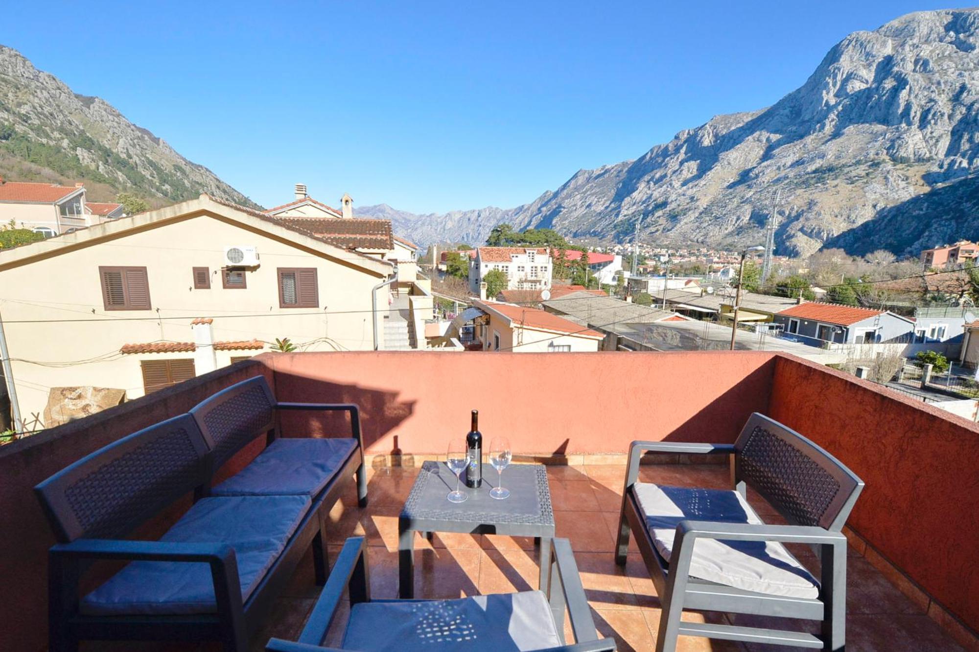 The Right Choice Apartment Kotor Exterior photo